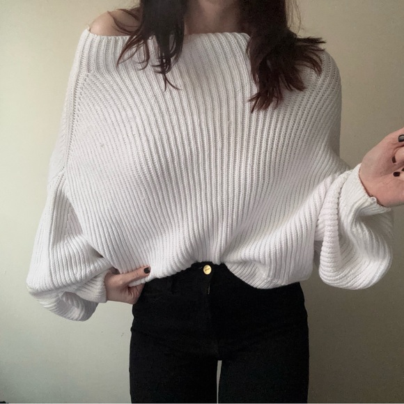 NWT free people White VERY oversized knitted sweater for casual winter wear - Picture 5 of 5